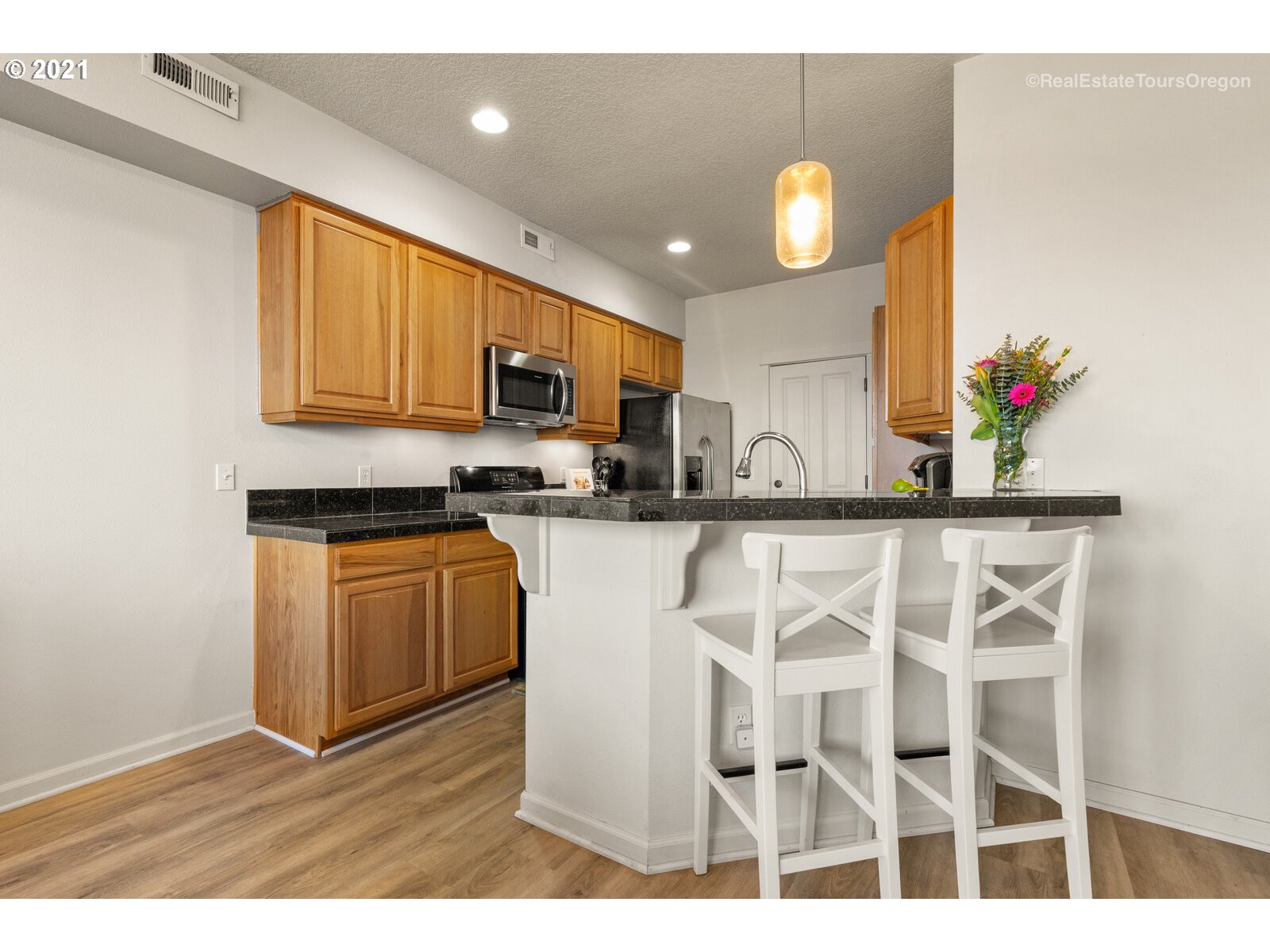 9185 Northwest Germantown Road Portland, OR 97231 - Photo 12 of 31 Gallery Image 12
