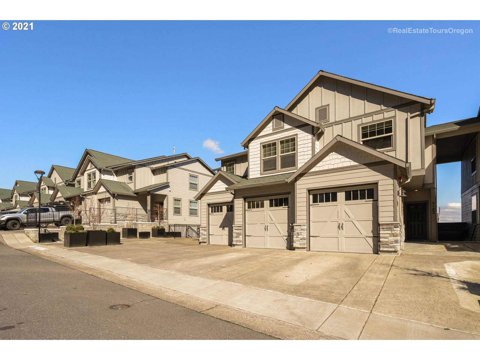 9185 Northwest Germantown Road Portland, OR 97231 - Photo 3 of 31 Gallery Image 3