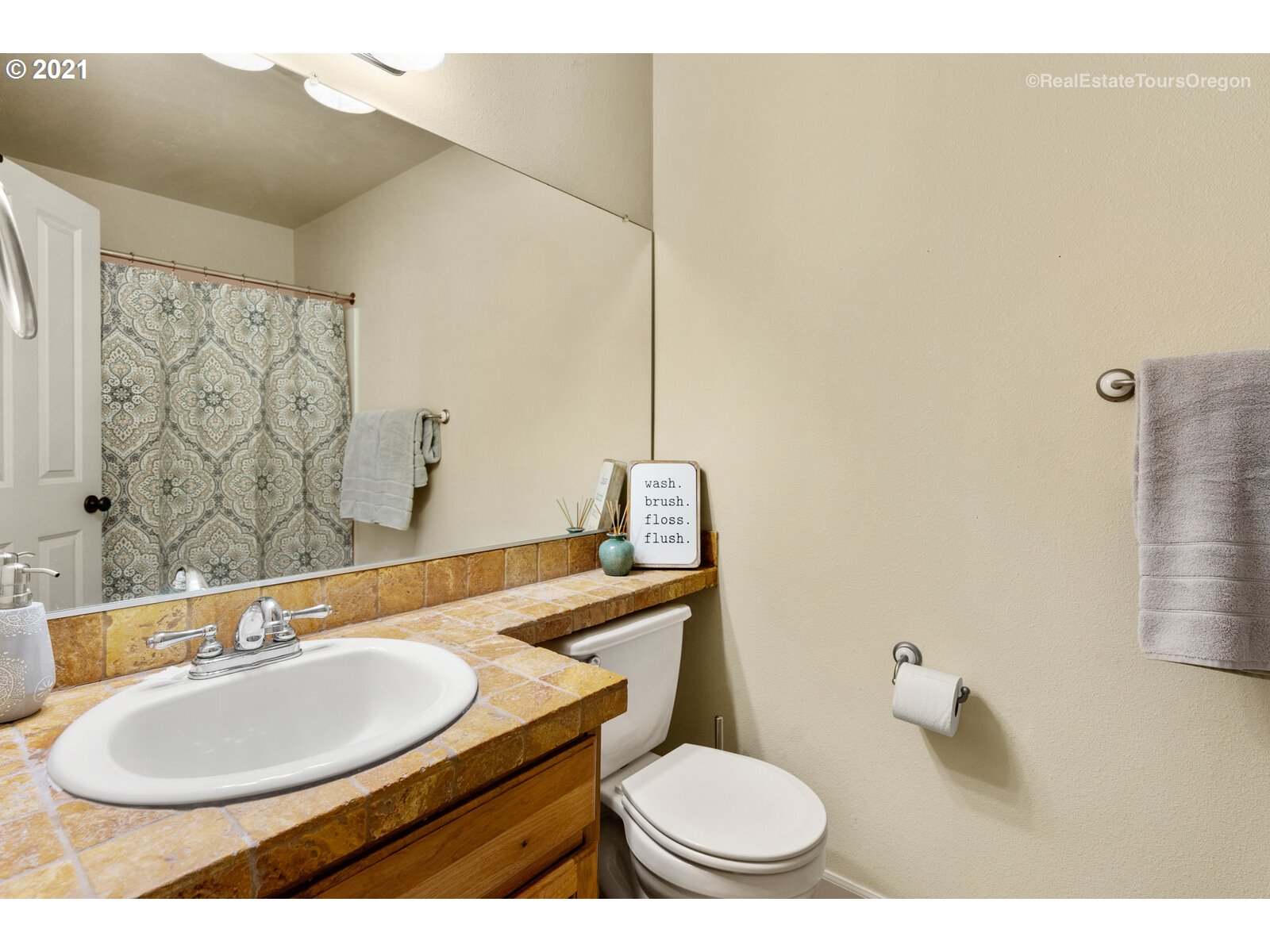 9185 Northwest Germantown Road Portland, OR 97231 - Photo 25 of 31 Gallery Image 25