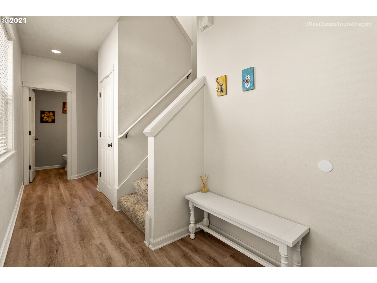 9185 Northwest Germantown Road Portland, OR 97231 - Photo 7 of 31 Gallery Image 7