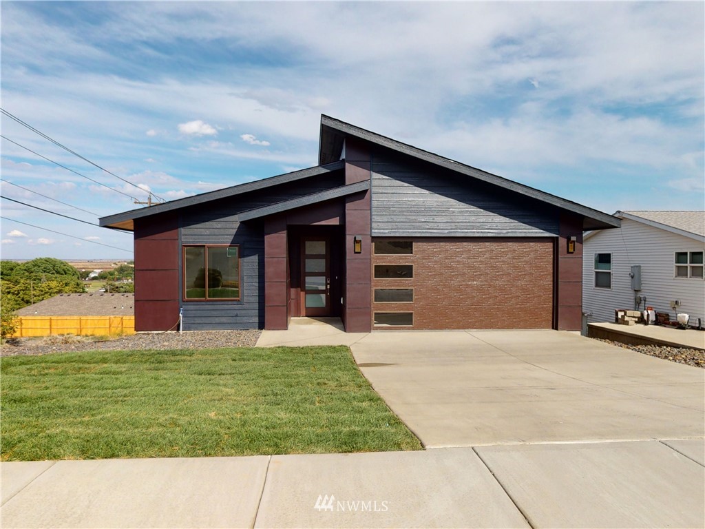 336 Strand Road Ephrata, WA 98823 - Photo 3 of 40