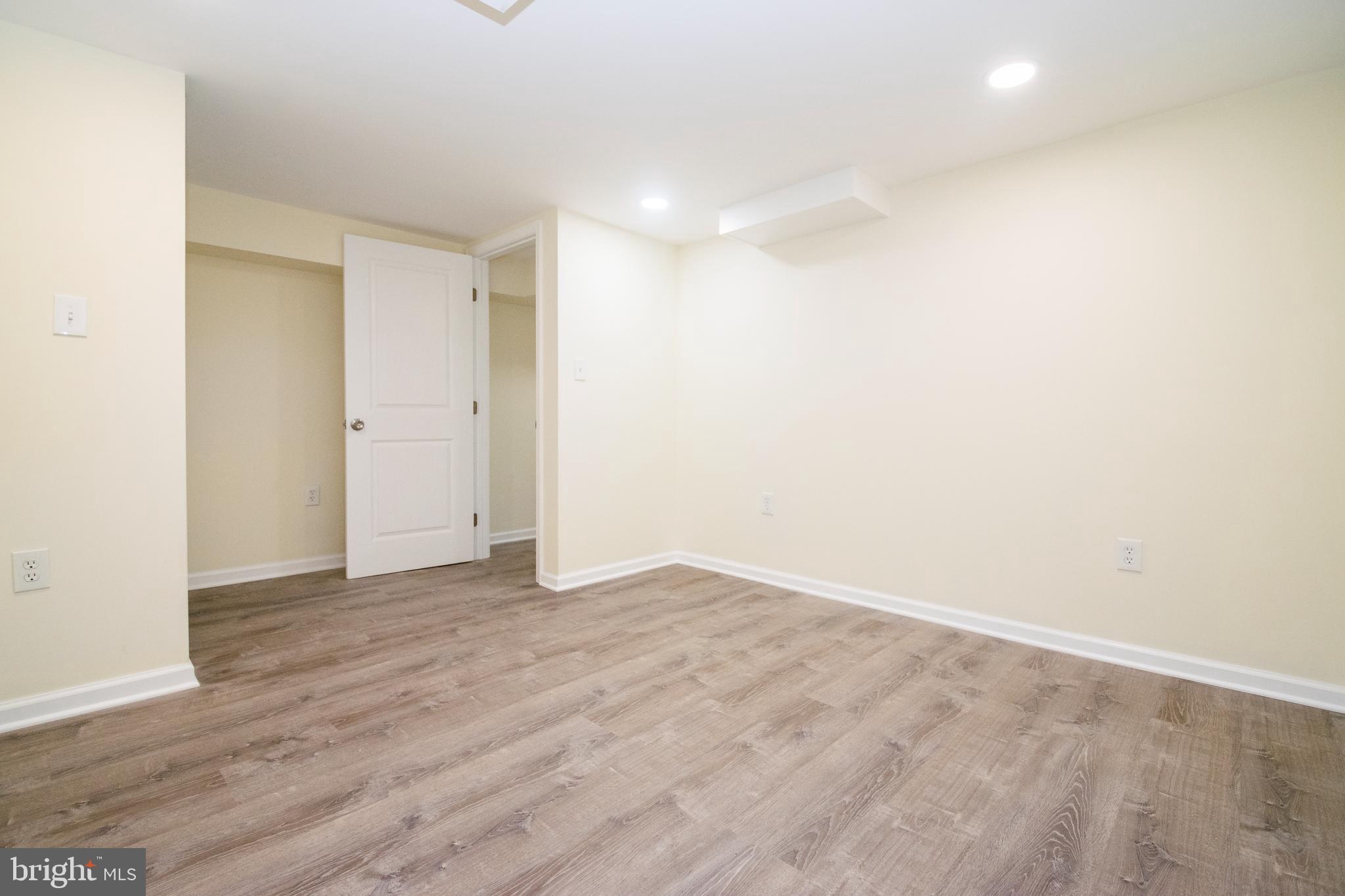 919 Middlesex Road Essex, MD 21221 - Photo 8 of 62