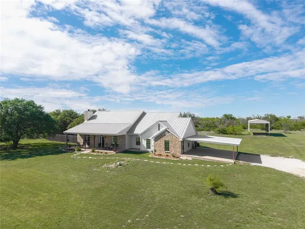 $599,000 | 3701 Carrie Lane, Brownwood, TX 76801