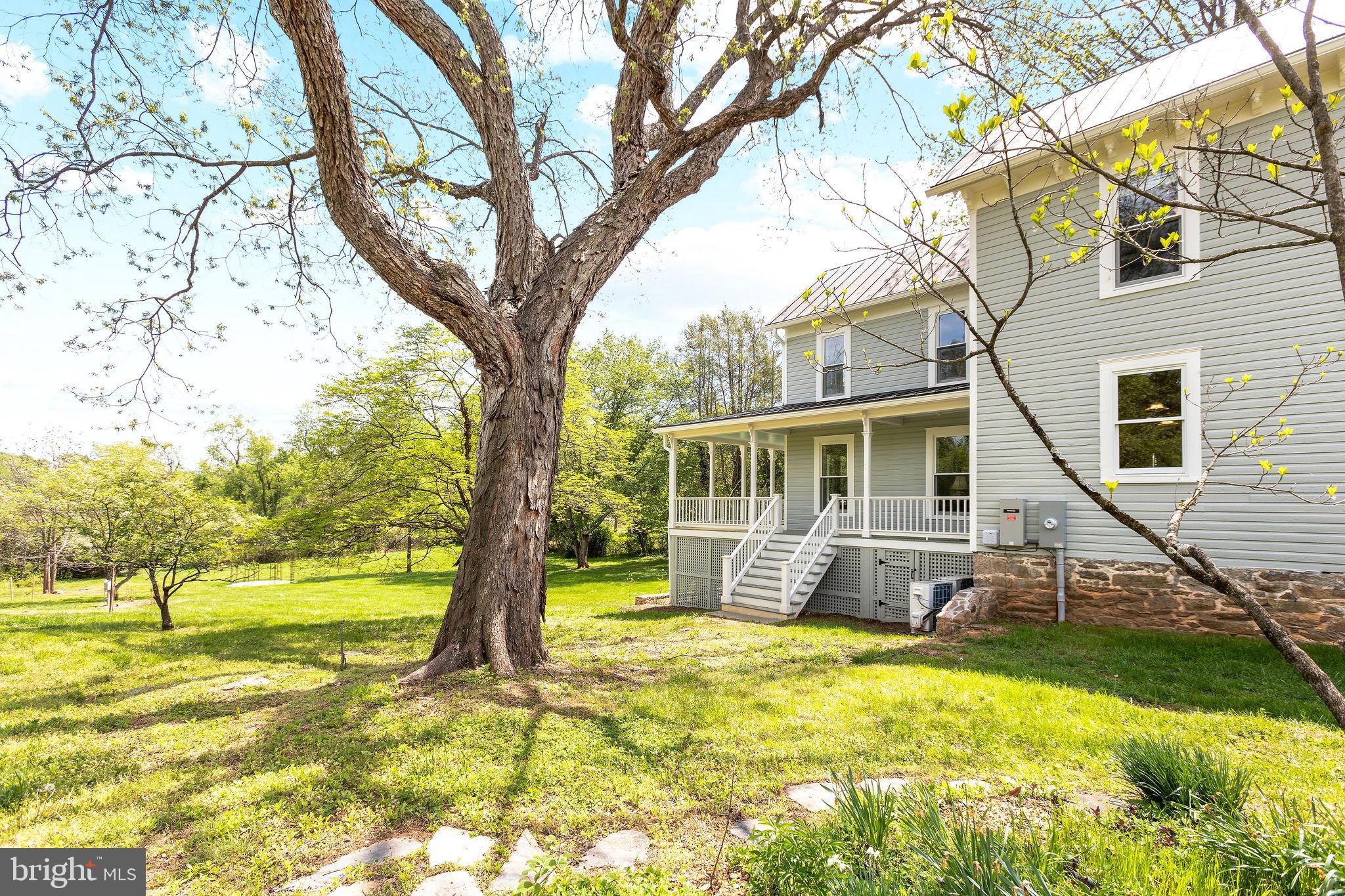 558 Gay Street Washington, VA 22747 - Photo 44 of 52 a view of a house with swimming pool and sitting area