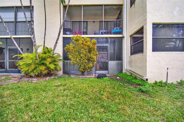 $165,000 | 1150 North Liberty Avenue, Unit 1150G, Homestead, FL 33034