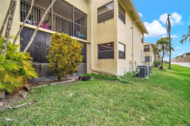 $165,000 | 1150 North Liberty Avenue, Unit 1150G, Homestead, FL 33034