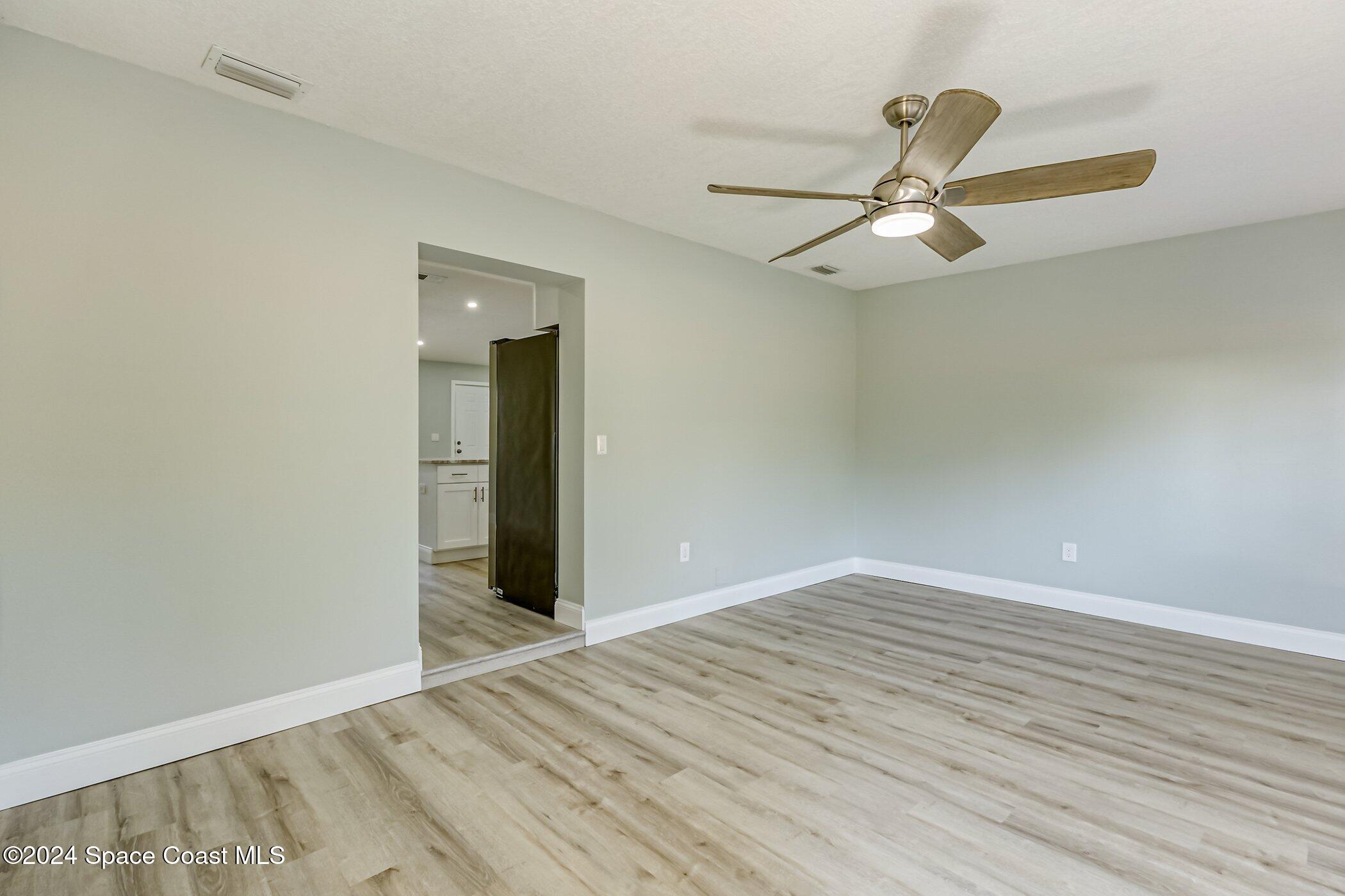 861 Furth Road Northwest Palm Bay, FL 32907 - Photo 11 of 23 561-Furth-200.jpg-SMALL