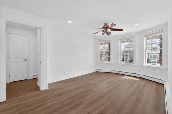 $2,500 | 187 Avenue C, Unit 1, Bayonne, NJ 07002