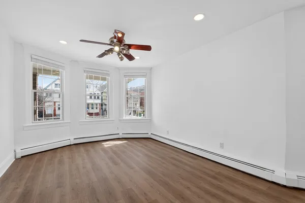 $2,500 | 187 Avenue C, Unit 1, Bayonne, NJ 07002