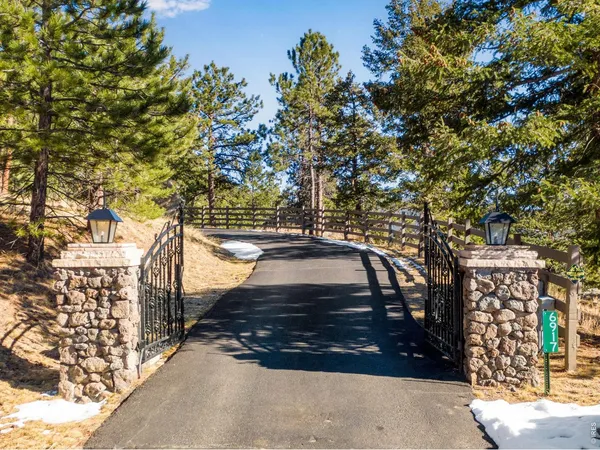 $7,595,000 | 6917 Timbers Drive, Evergreen, CO 80439