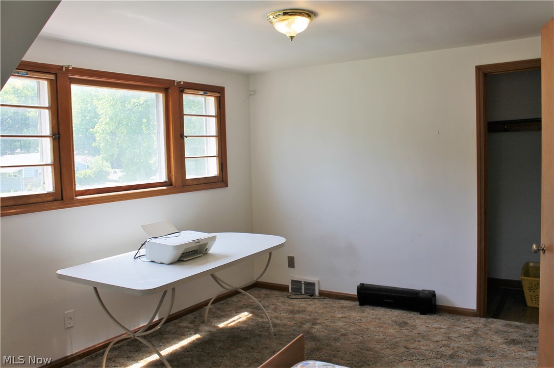 15781 Cleviden Road Cleveland, OH 44112 - Photo 12 of 35 Gallery Image 12
