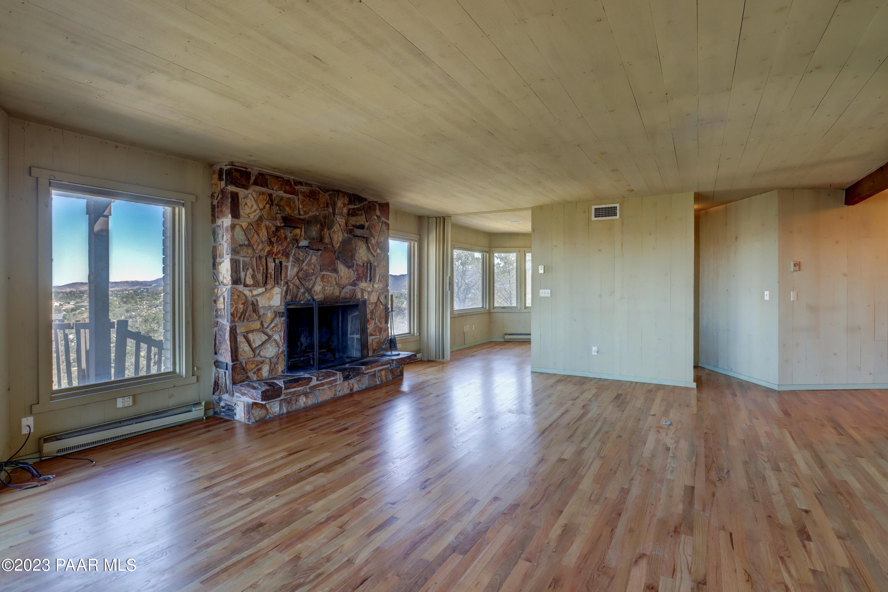 14 Pinnacle Road Prescott, AZ 86305 - Photo 13 of 55 013_Living Room
