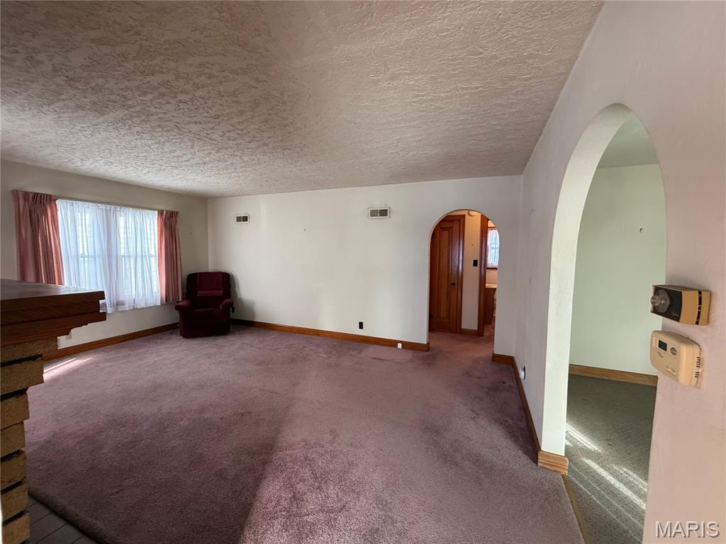 241 Arbor Drive Alton, IL 62002 - Photo 4 of 17