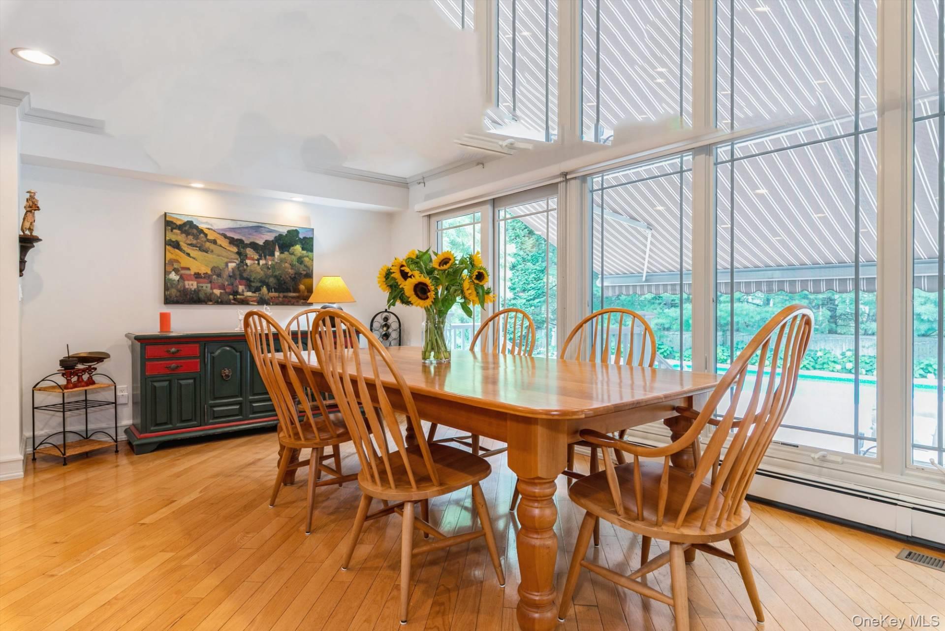 10 West Landing Road Hampton Bays, NY 11946 - Photo 8 of 29 Gallery Image 8