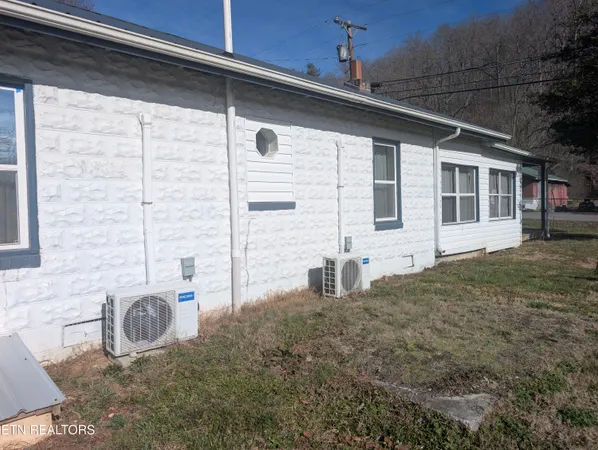 $148,000 | 359 Beans Fork Road, Middlesboro, KY 40965
