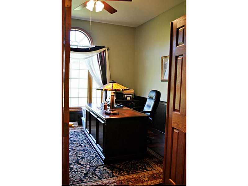 230 Ralston Road Sarver, PA 16055 - Photo 19 of 25 Den.