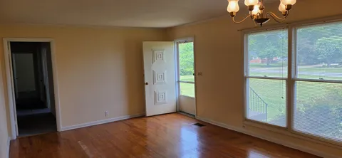 $399,999 | 125 Hunters Trail, Hendersonville, TN 37075