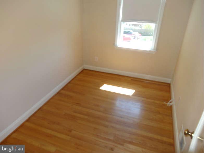 8631 Oakleigh Road Baltimore, MD 21234 - Photo 21 of 27 Bedroom