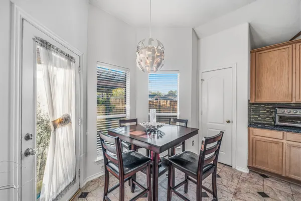 $369,000 | 411 Green Cedar Drive, League City, TX 77573