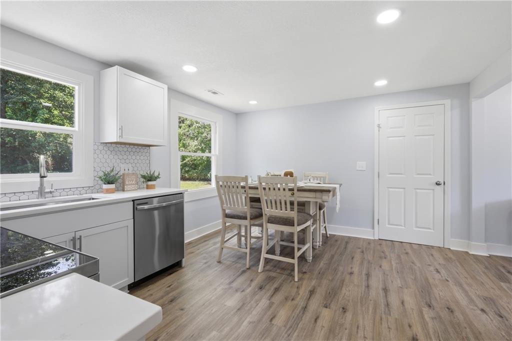 9709 Rice Avenue Kansas City, MO 64133 - Photo 5 of 15