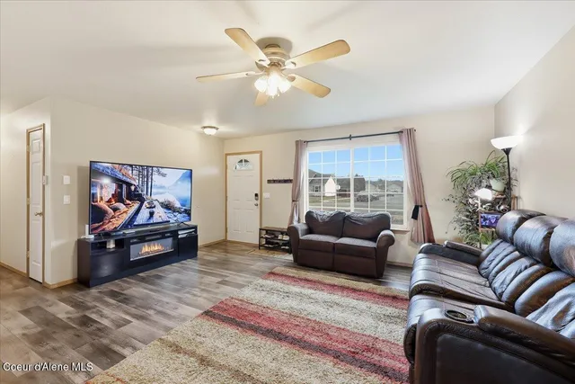 $410,000 | 6182 Lofty Ridge Street, Rathdrum, ID 83858