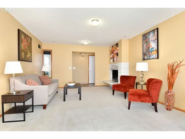 $547,000 | 1350 Northeast Cochran Drive, Gresham, OR 97030