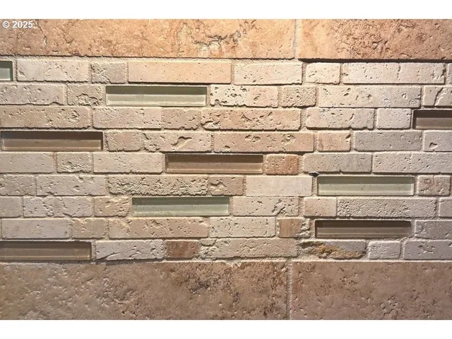 $547,000 | 1350 Northeast Cochran Drive, Gresham, OR 97030