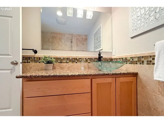 $547,000 | 1350 Northeast Cochran Drive, Gresham, OR 97030