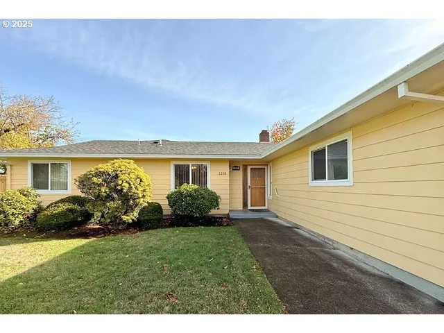 $547,000 | 1350 Northeast Cochran Drive, Gresham, OR 97030