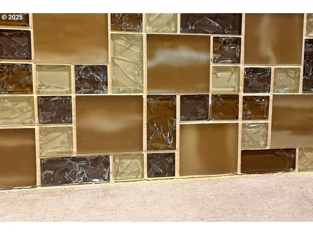 $547,000 | 1350 Northeast Cochran Drive, Gresham, OR 97030