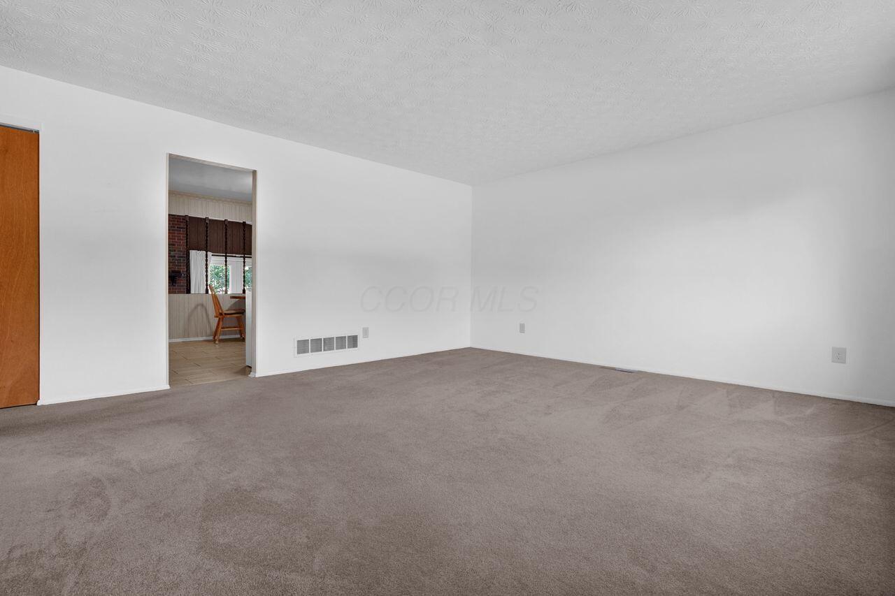 761 County Line Road Westerville, OH 43081 - Photo 11 of 33 DSC00690