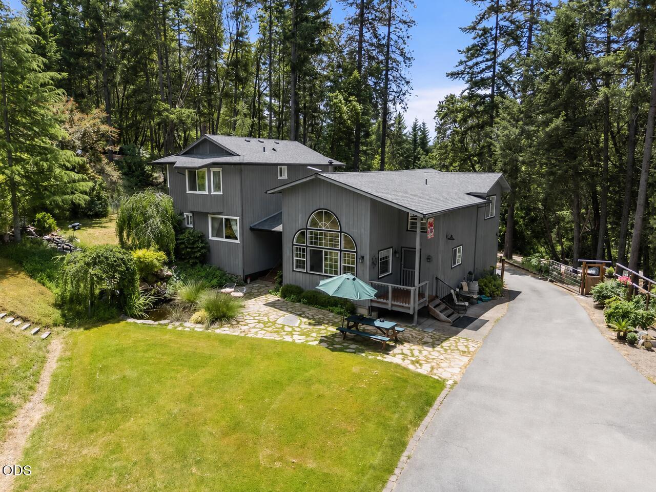 3268 Humbug Creek Road Jacksonville, OR 97530 - Photo 4 of 36