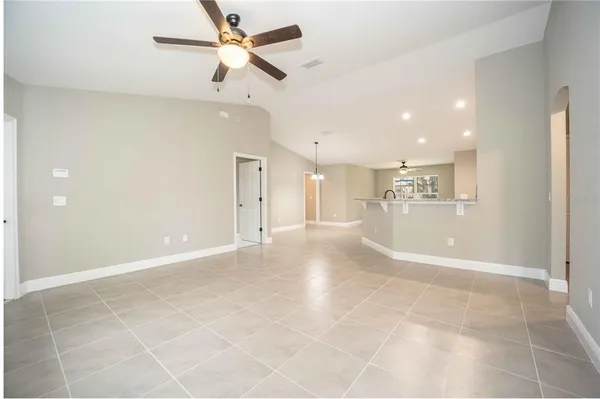 $1,950 | 9241 Southeast 155th Place, Summerfield, FL 34491