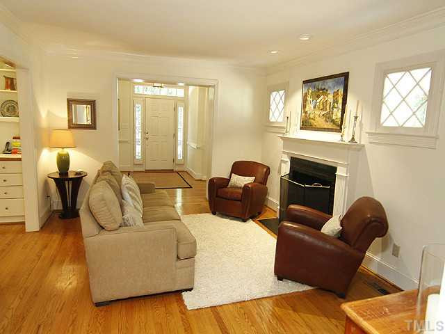 3125 Georgian Terrace Raleigh, NC 27607 - Photo 10 of 25 Living Room