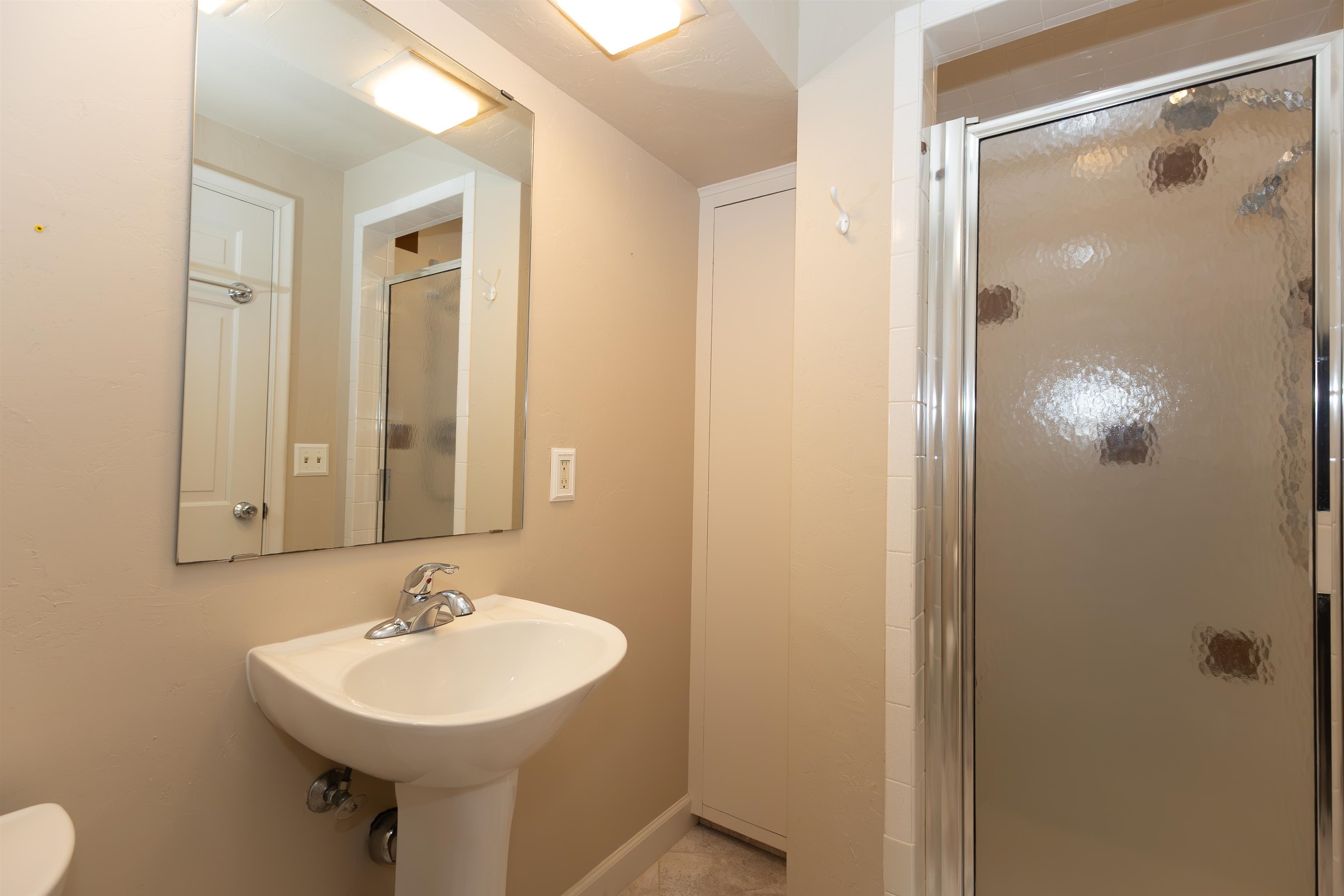 1616 Hickory Street Oshkosh, WI 54901 - Photo 30 of 59