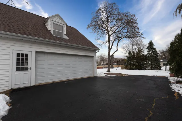 $419,900 | 1616 Hickory Street, Oshkosh, WI 54901