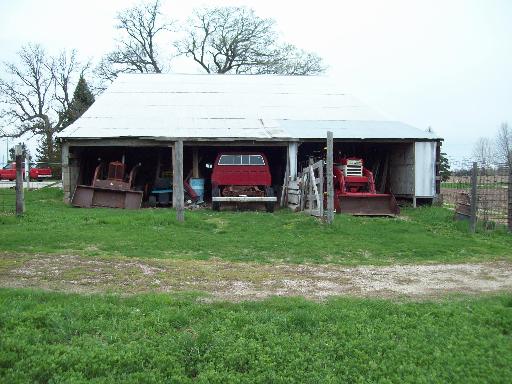 1320 East 16th Road Streator, IL 61364 - Photo 7 of 16 a view of house with yard