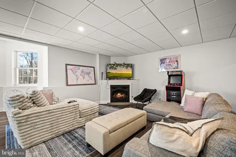 $1,299,999 | 3245 Sarum Farm Lane, Garnet Valley, PA 19060