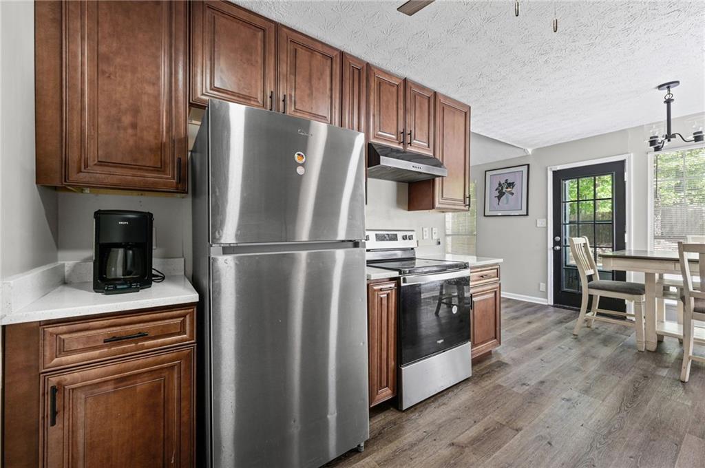 365 Cook Drive Ellenwood, GA 30294 - Photo 8 of 28