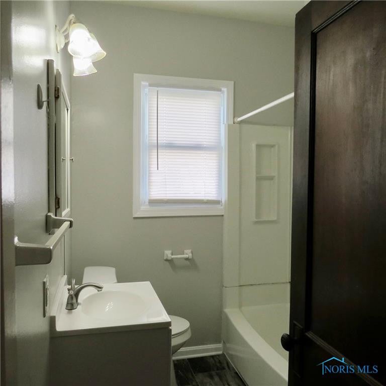 4215 Birchall Road Toledo, OH 43612 - Photo 5 of 33 Gallery Image 5