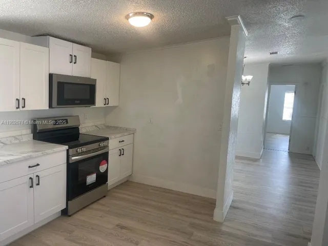 $300,000 | 19800 Southwest 180th Avenue, Unit 86, Miami, FL 33187