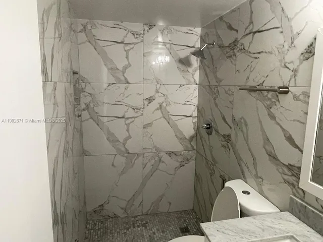 $300,000 | 19800 Southwest 180th Avenue, Unit 86, Miami, FL 33187