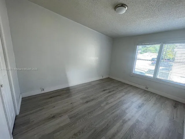 $300,000 | 19800 Southwest 180th Avenue, Unit 86, Miami, FL 33187