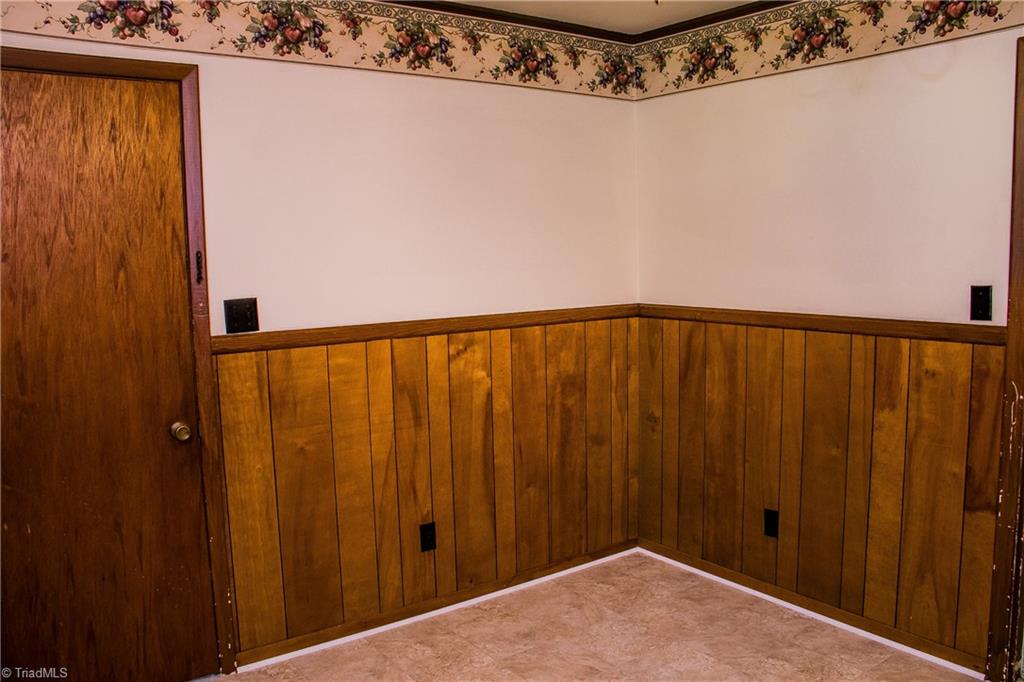 903 Sycamore Road Graham, NC 27253 - Photo 13 of 28 Gallery Image 13