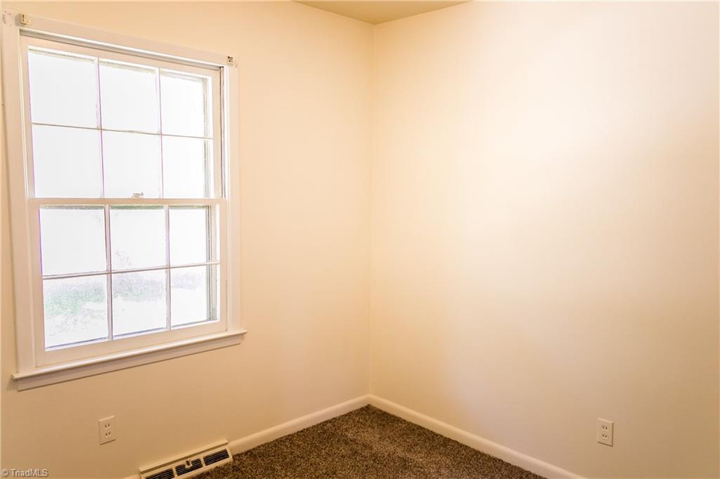 903 Sycamore Road Graham, NC 27253 - Photo 21 of 28 Gallery Image 21