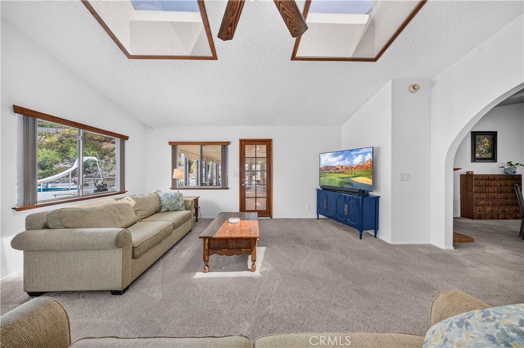 1311 Cadwell Court Riverside, CA 92506 - Photo 21 of 64