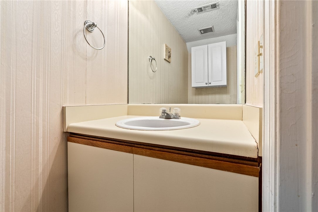 1761 Wire Road, Unit 116 Auburn, AL 36832 - Photo 7 of 13 Gallery Image 7