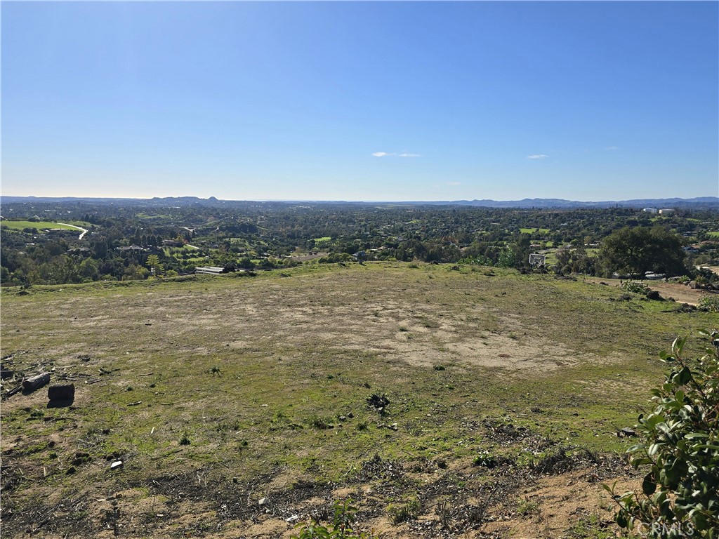1387 Las Vistas Road Fallbrook, CA 92028 - Photo 24 of 26 a view of a lake view and mountain view