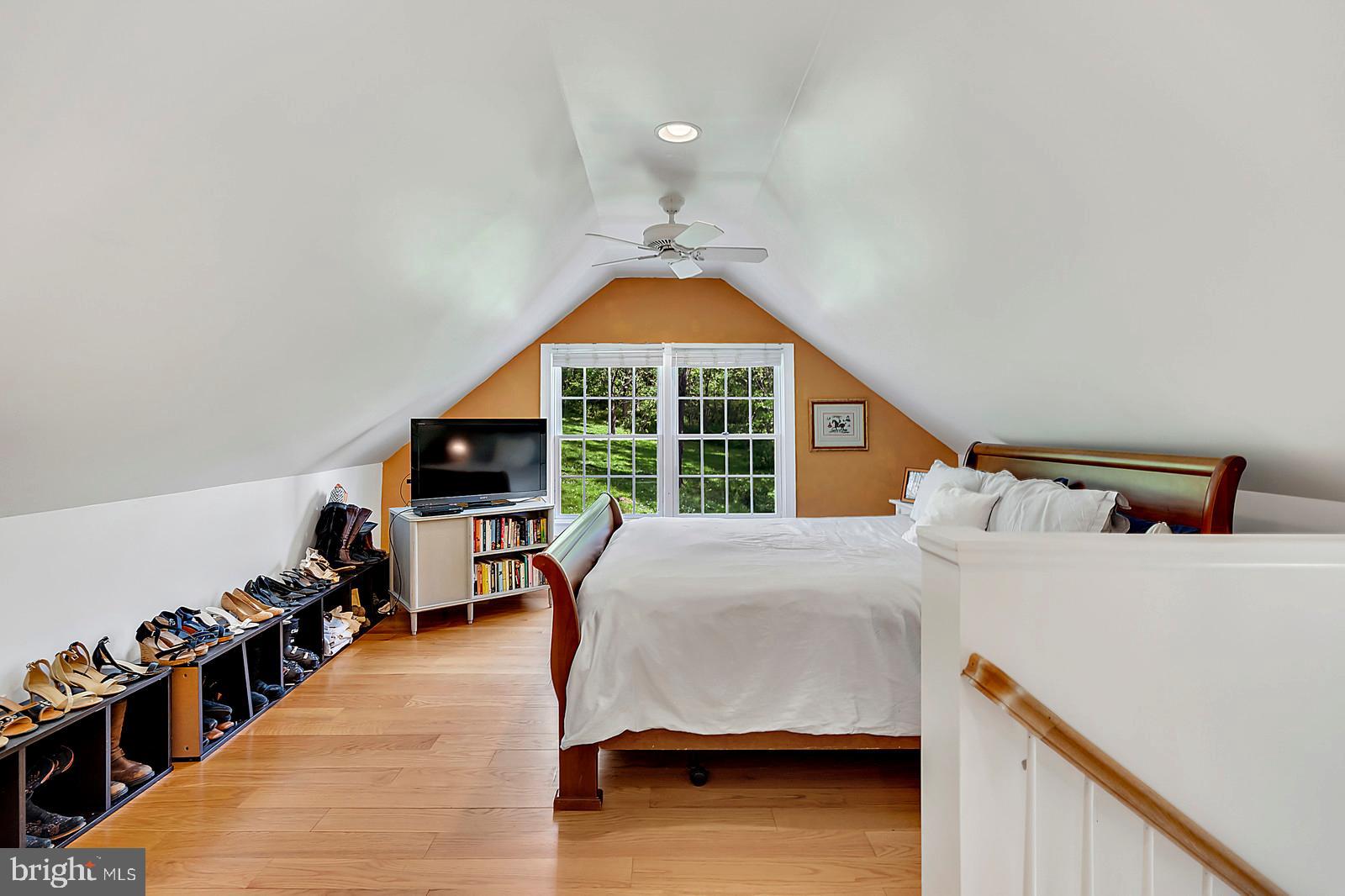 1847 Leeds Manor Road Delaplane, VA 20144 - Photo 14 of 45 Gallery Image 14