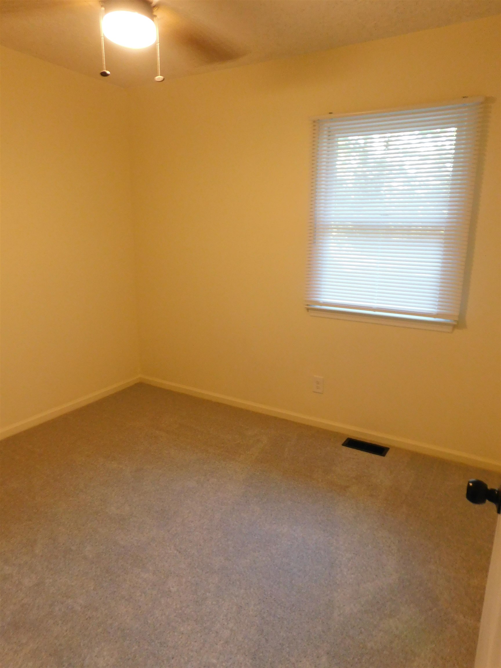 527 North Gate Road Gaffney, SC 29341 - Photo 34 of 44